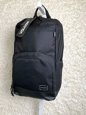 VOLCOM BRAND FULL-SIZED BACKPACK~BRAND NEW WITH TAGS!